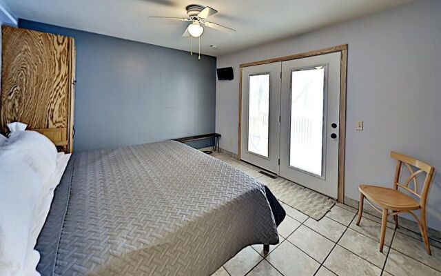 Oak Ridge Lake House