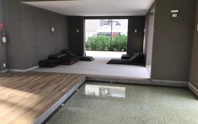 Apartamento p/ 8 com garagem churasqueira e piscina