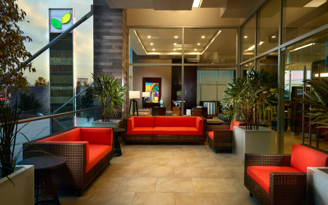 Courtyard by Marriott Queretaro