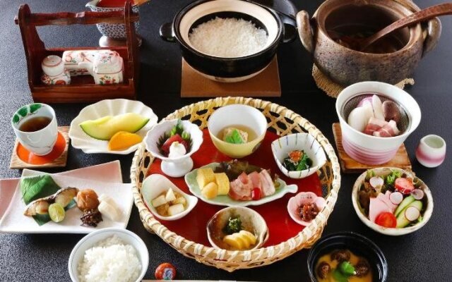 Menard Aoyama Resort: Wafukan Utatsukasa