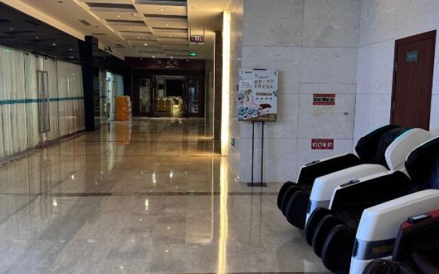 Dayi Yiho Hotel