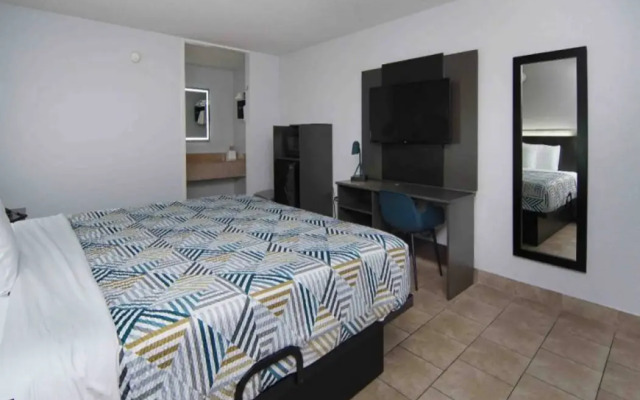 Motel 6 Mesquite, TX – Town East