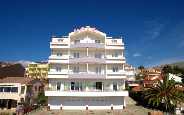 Hotel Viktorija