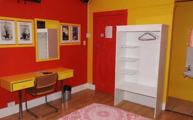 Phoenix Hotel - Adults Only