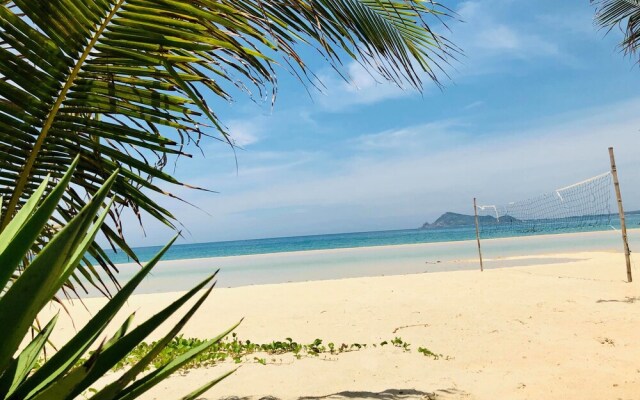 Ocean Beach Bungalows & Hostel