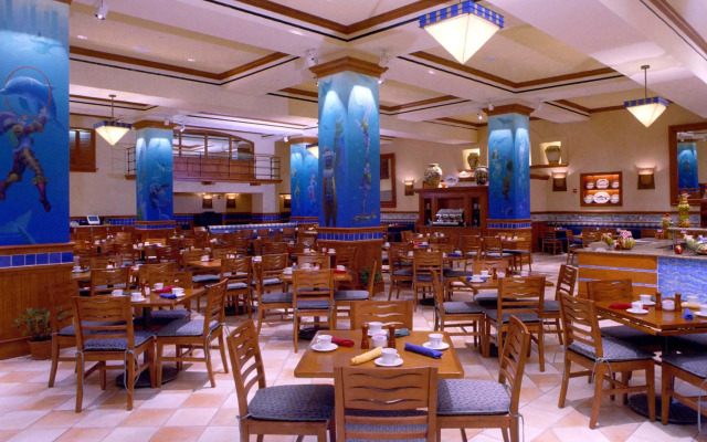 Universal’s Loews Portofino Bay Hotel