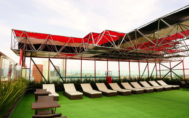 Black Boutique Hotel