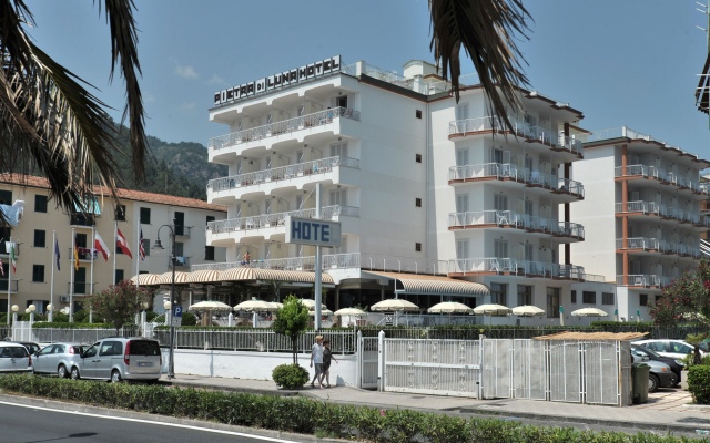 Pietra di Luna Hotel