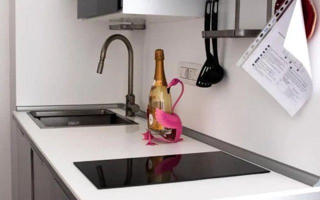 Sunny Apartment Bari