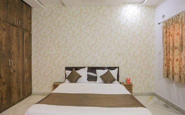 OYO 10287 Home 3BHK Villa near Lake City Mall