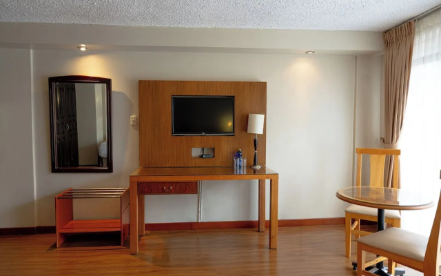 Santa Monica Hotel
