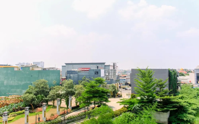 Big Studio Room And Comfy Baileys Apartment