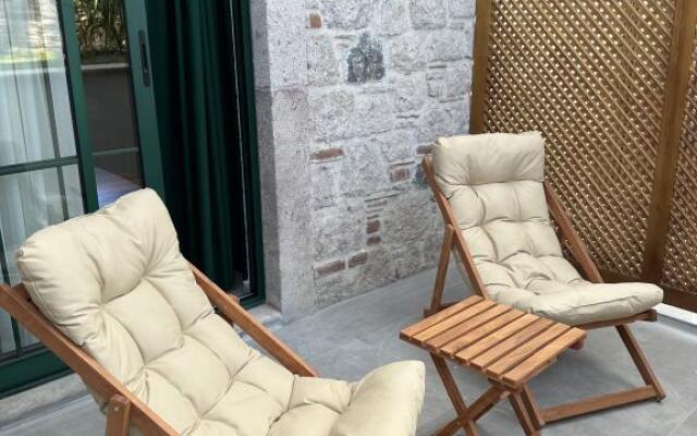 Folia Cunda by Leone