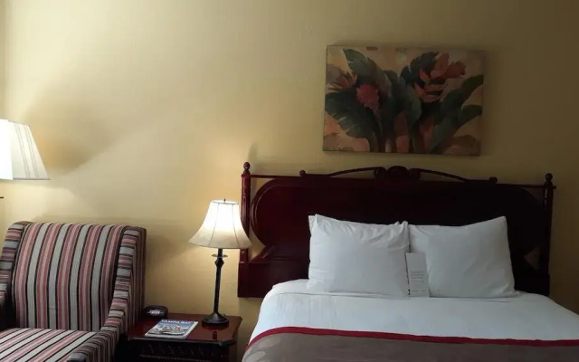 Ramada By Wyndham Temple Terrace/Tampa North