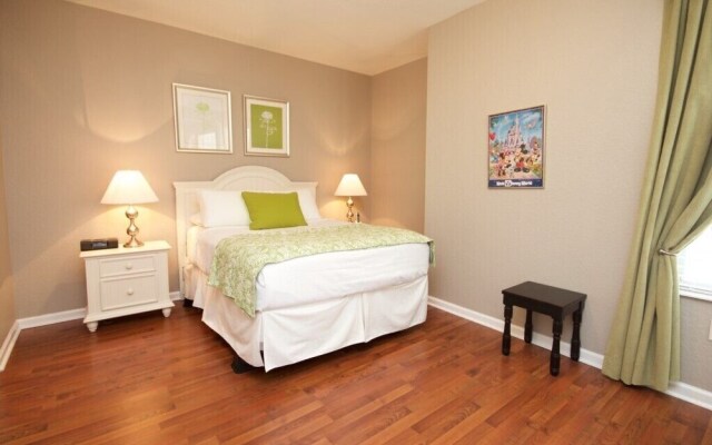10-106 2 Bedroom Condo by RedAwning