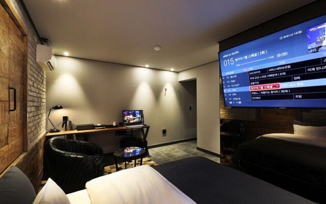A-vant Hotel