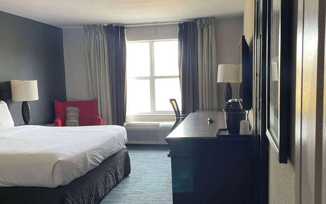 Spark by Hilton Sumter