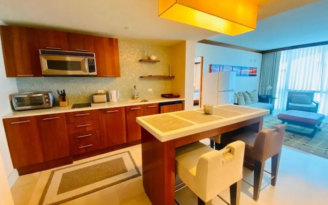 Carillon Miami Beach Private Suites