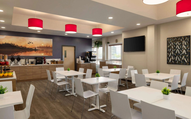 Microtel Inn & Suites By Wyndham Val-d Or
