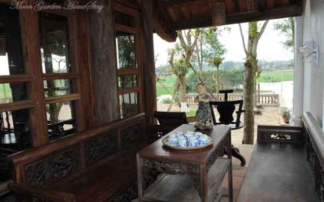 Moon Garden Homestay