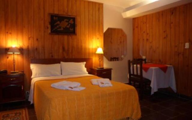 El Corte Hosteria-bar