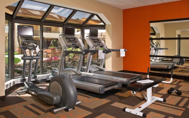 Courtyard by Marriott Raleigh Midtown