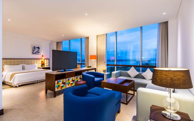 Holiday Inn Cartagena Morros by IHG