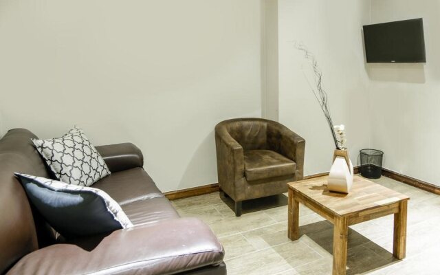 Woodlane Hotel