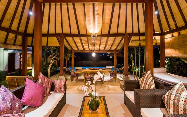 Villa AyoKa