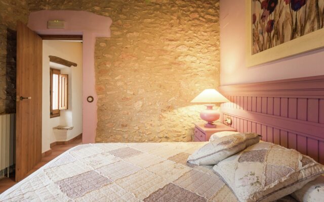 Grand Mansion in La Bisbal del Penedès With Sauna