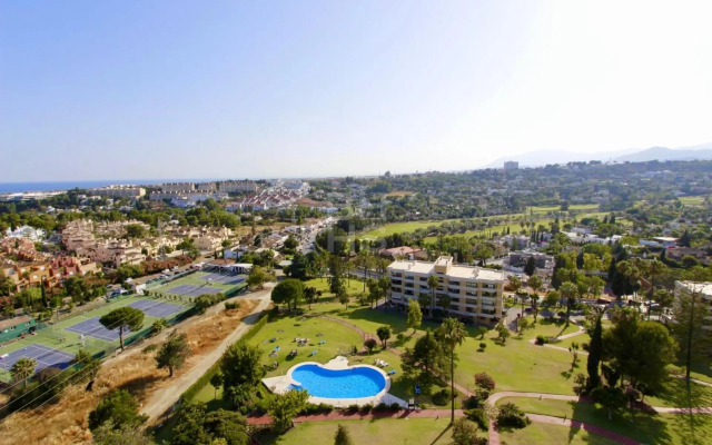 Torres De Aloha 2 bdr Puerto Banus