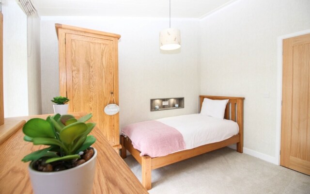 Hollicarrs - Kingfisher Lodge