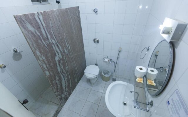 Lessa Hotel