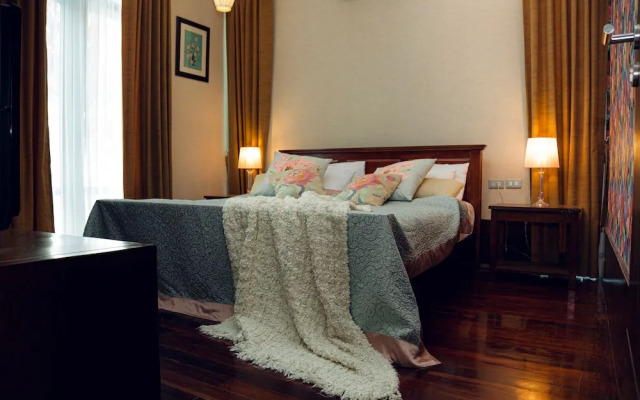 Nagawari Art Maldives BBQ Pattaya Villa