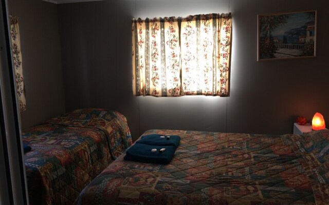 Albany Happy Days Caravan Park