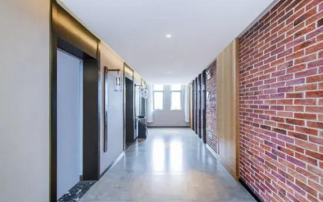 JamesJoyce  Coffetel  Hotel (Taihao e Times)