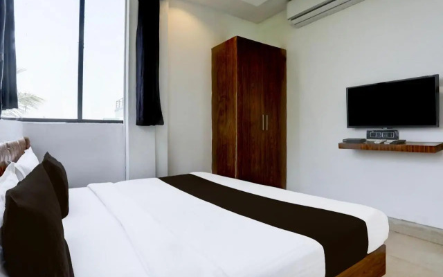 OYO 16952 Easy Stay