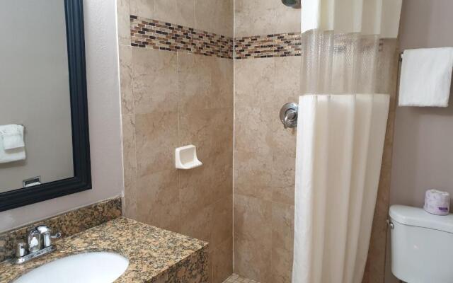 Lotus of Lompoc - A Great Hospitality Inn