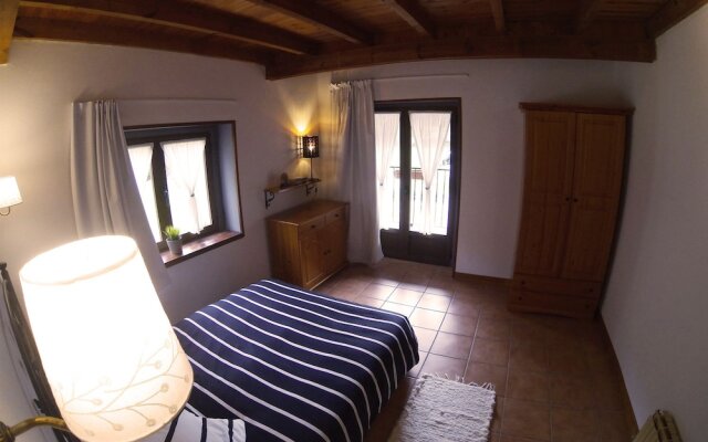 Apartamentos Rurales La Ventona de Luena