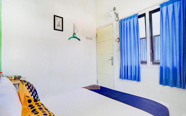 SPOT ON 90349 Edotel Tebe Syariah