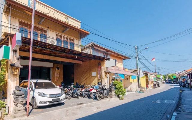 ZEN Rooms Mataram Arjuna 1