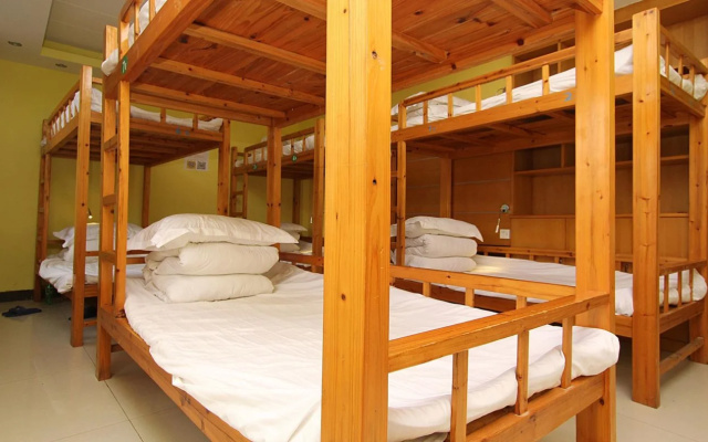 Yangshuo Travellers Land Youth Hostel
