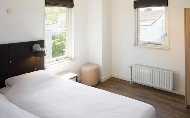 Holiday Home w/ Sauna Near Beach