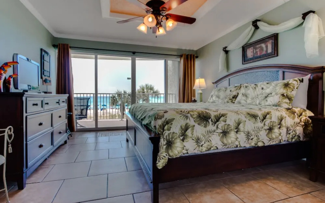 Long Beach 2 - 102 - 1057602
