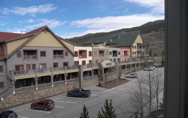 Dakota Lodge 2 Bed 2 Bath
