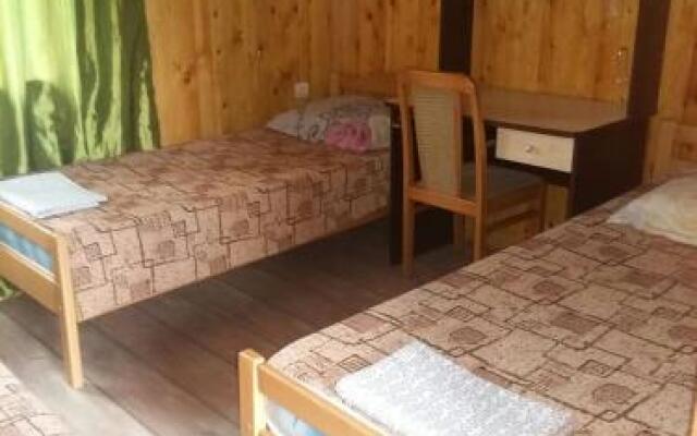 База отдыха на реке Шаке — фото