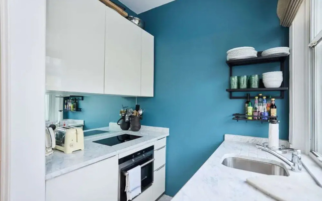The Chelsea Gem - Charming 1bdr With Balcony