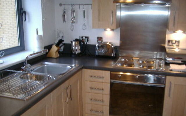 Baltic Quay Apartments Week2Week