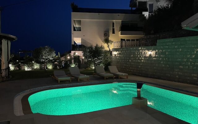 The View Premium Villas