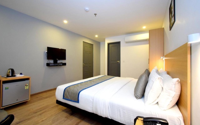 Hotel Rest and Leaf